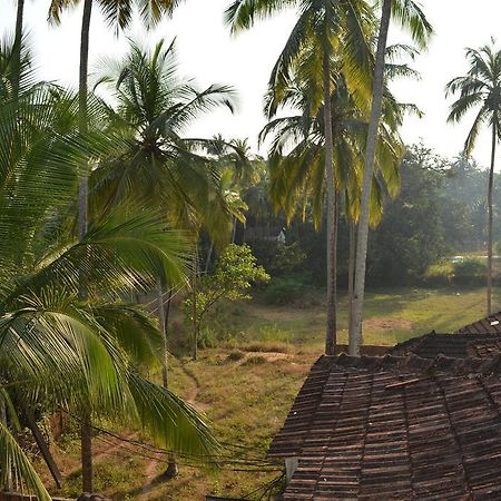 Vailankanni Guesthouse Morjim Exterior photo